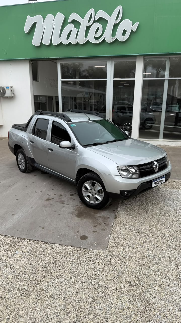 RENAULT - OROCH   DYNAMIQUE  2.0  CON  GNC  - MANUAL  - 2016